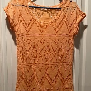 NWOT- WOMENS/JUNIORS Short-sleeve Top